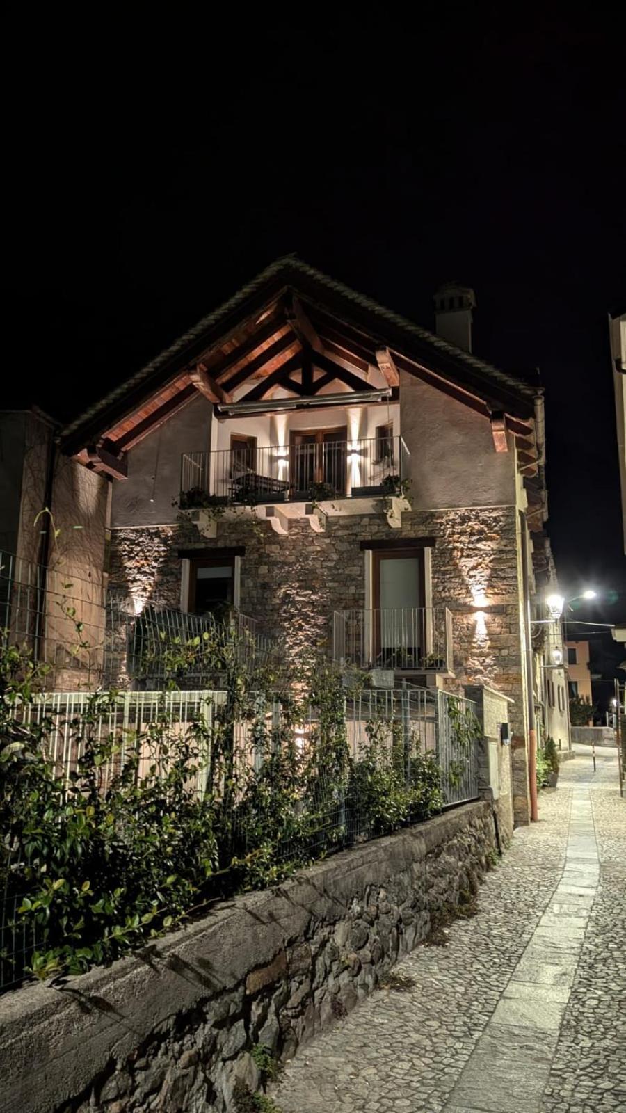 La Via Del Sale Accommodations Holidays Domodossola Bagian luar foto