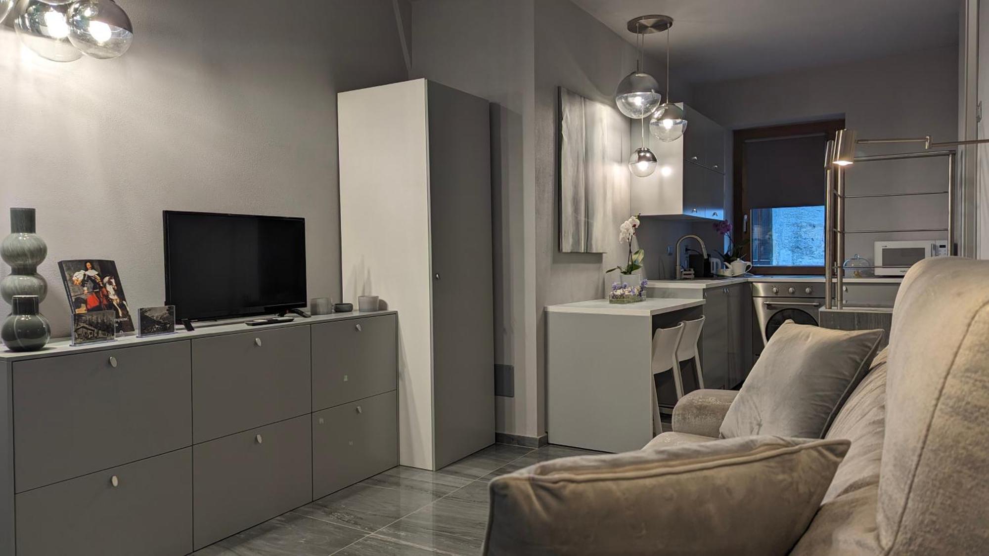 La Via Del Sale Accommodations Holidays Domodossola Bagian luar foto